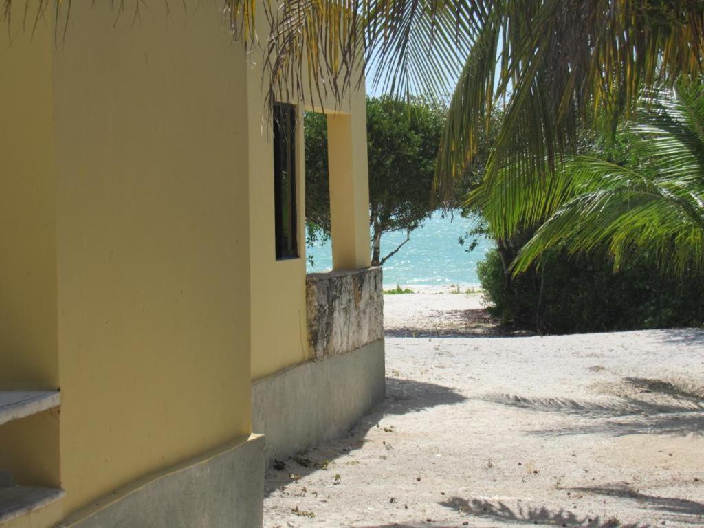 Two Bedroom Beachfront Villa 塞莱斯通 外观 照片